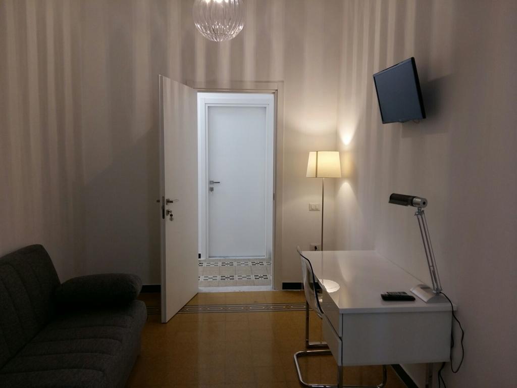 Quarto Deluxe com Cama de Casal ou 2 de Solteiro e Varanda