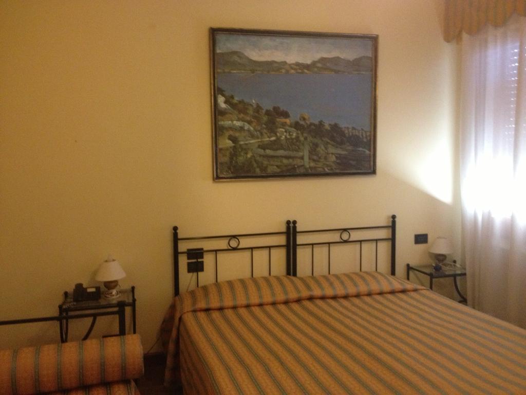 Double Room,822770069:JPEG