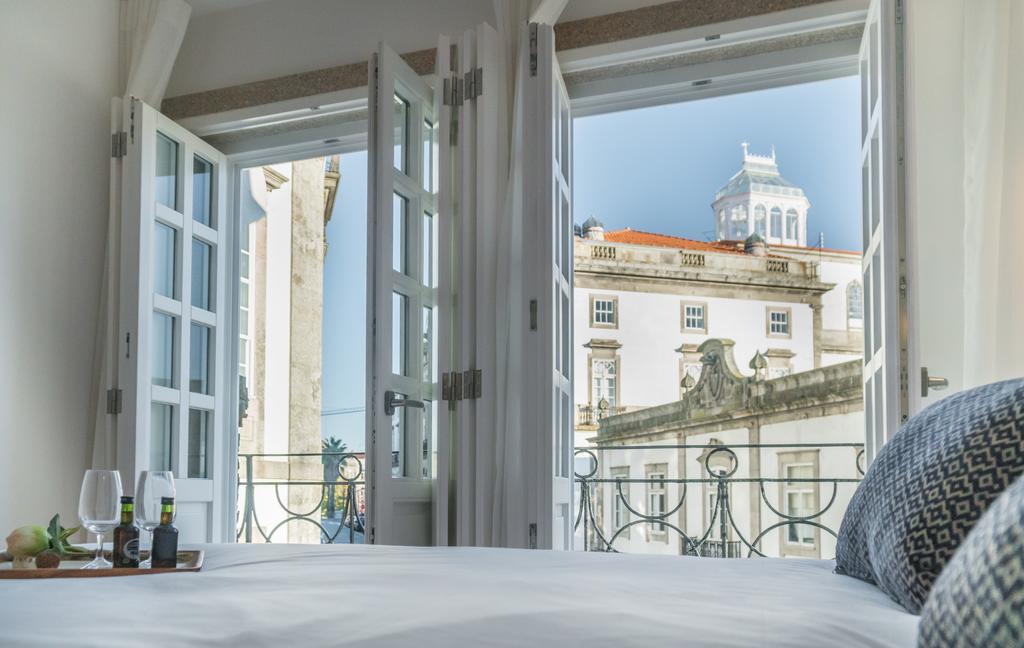 Habitación Doble Deluxe con balcón y vistas al río
