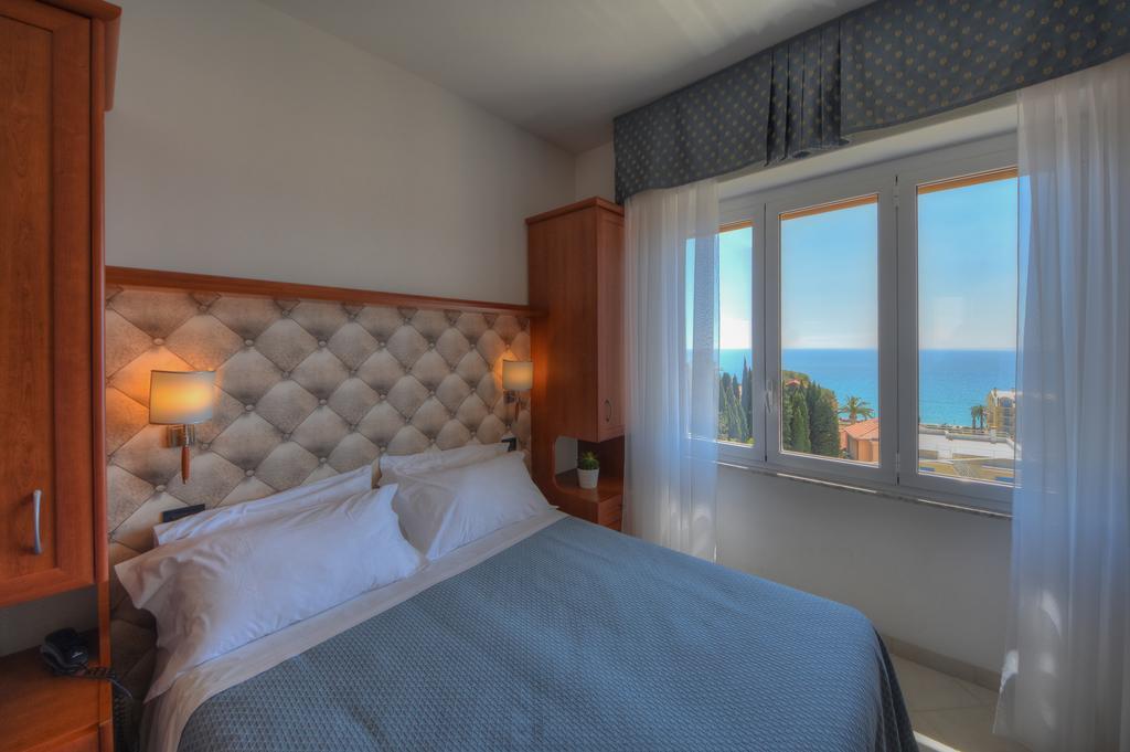 Superior Double Room,1105299714:JPEG