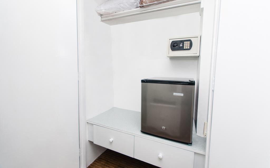 Double Room,758660725:JPEG