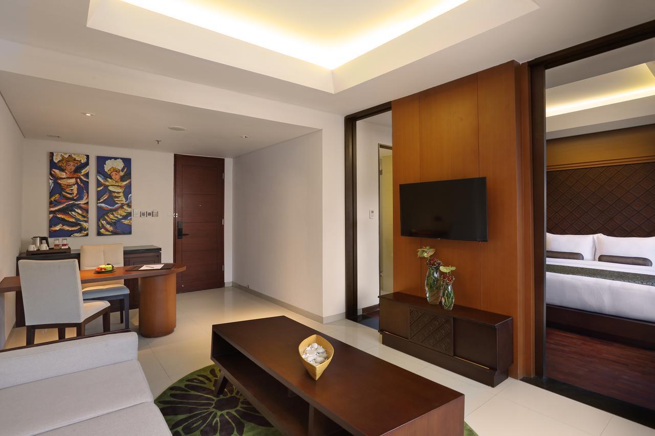Flash Deal Queen Suite Jacuzzi One Time Set Menu Lunch 2 pax min,517812990:JPEG
