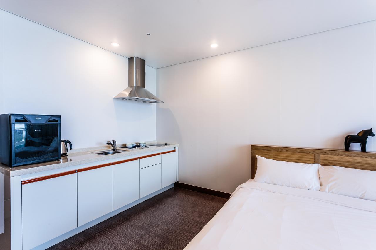 Deluxe Tweepersoonskamer met 2 Aparte Bedden en Uitzicht op Zee