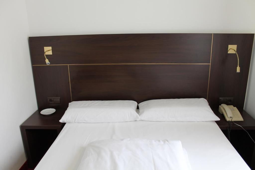 Single Room,1709742288:JPEG