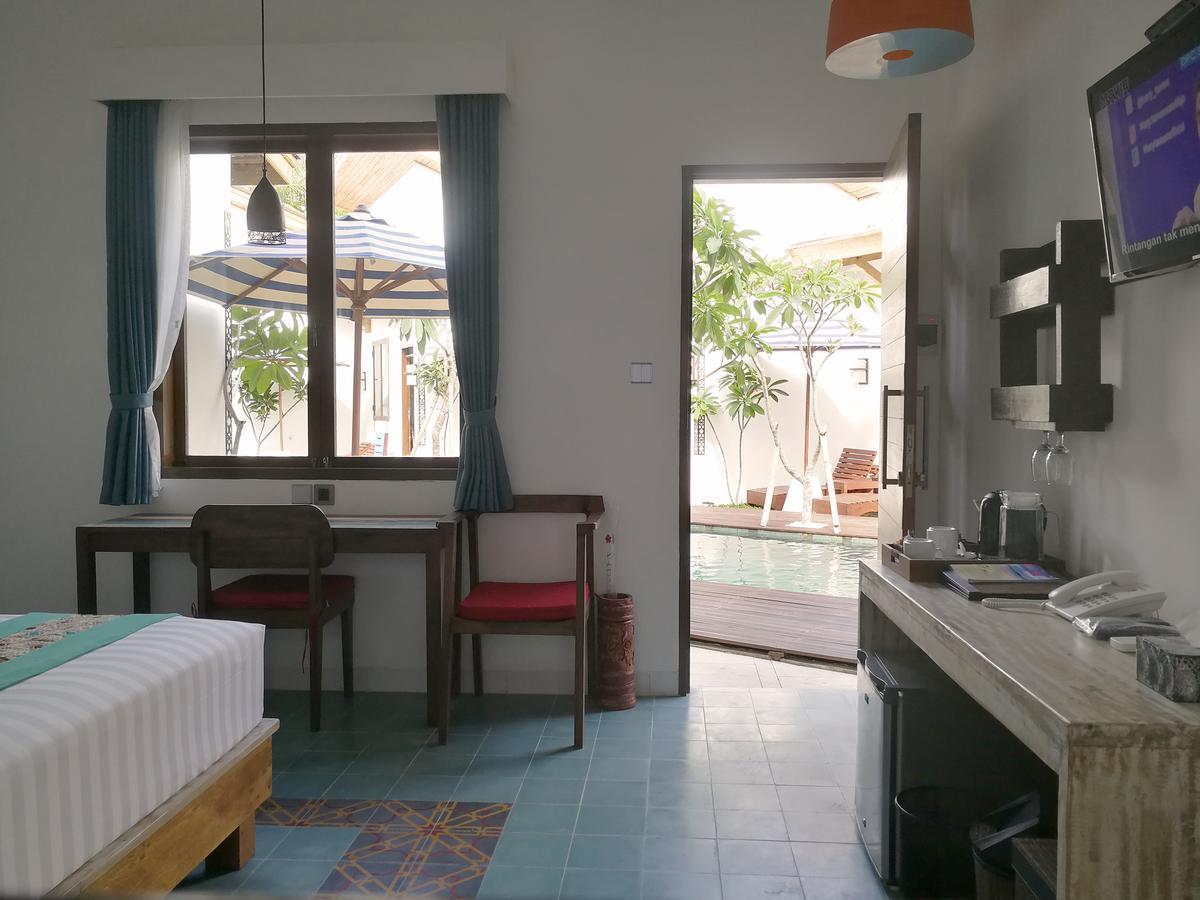 Double Room Pool View