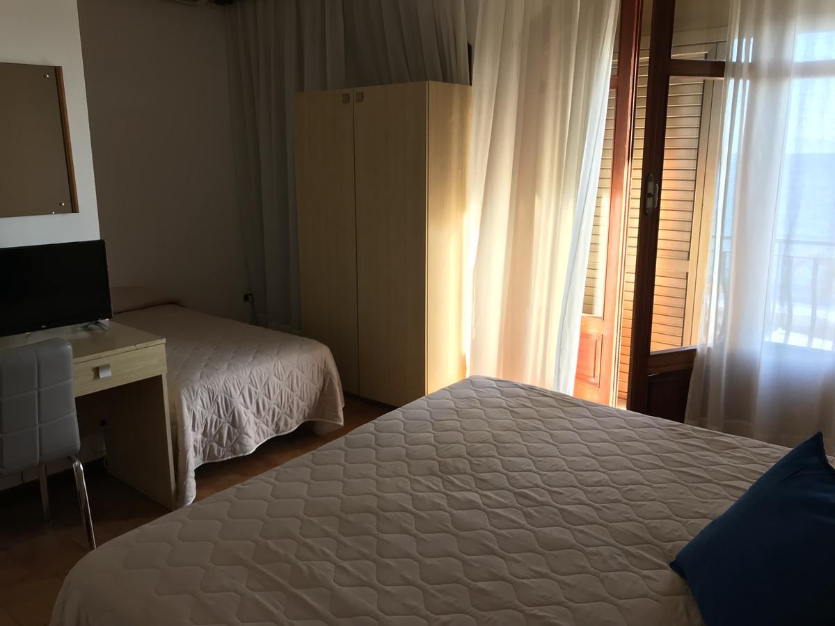 Triple Room Sea View