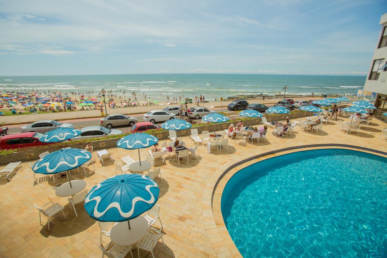 Suite con vistas al mar y baño