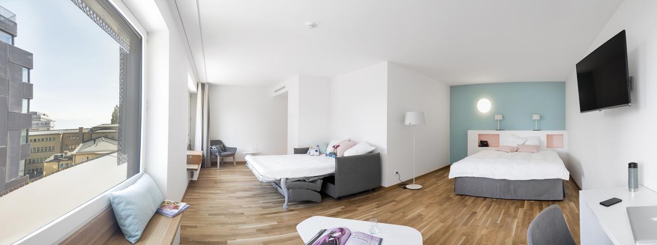 Doppelzimmer mit Kingsize-Bett