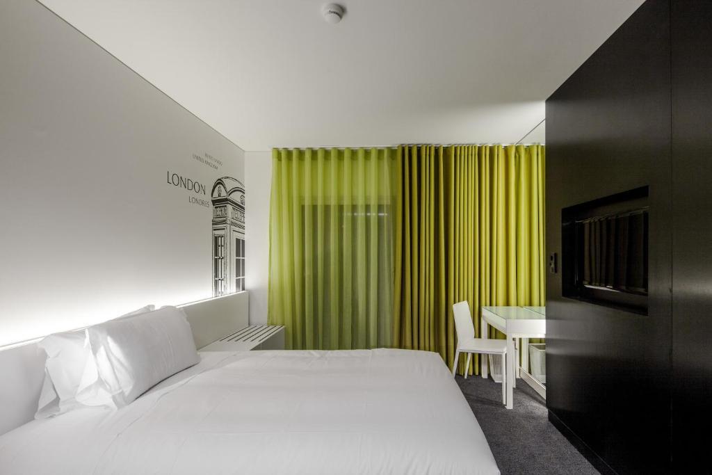 Superior Single Room,846486632:JPEG