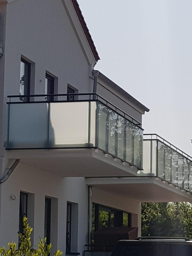 Tweepersoonskamer met Balkon en Uitzicht op Zee