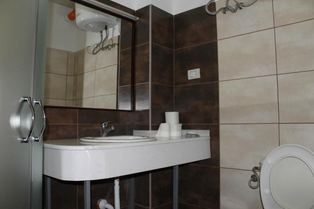 Single Room,441019074:JPEG