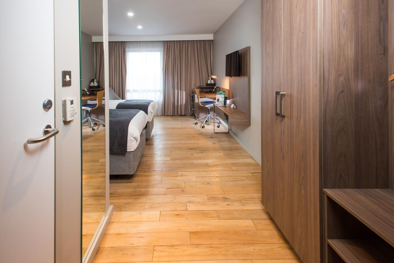 Standard Zimmer mit 2 Einzelbetten