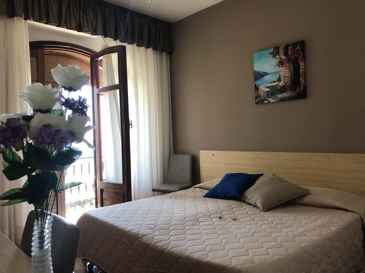 Double or Twin Room Sea View