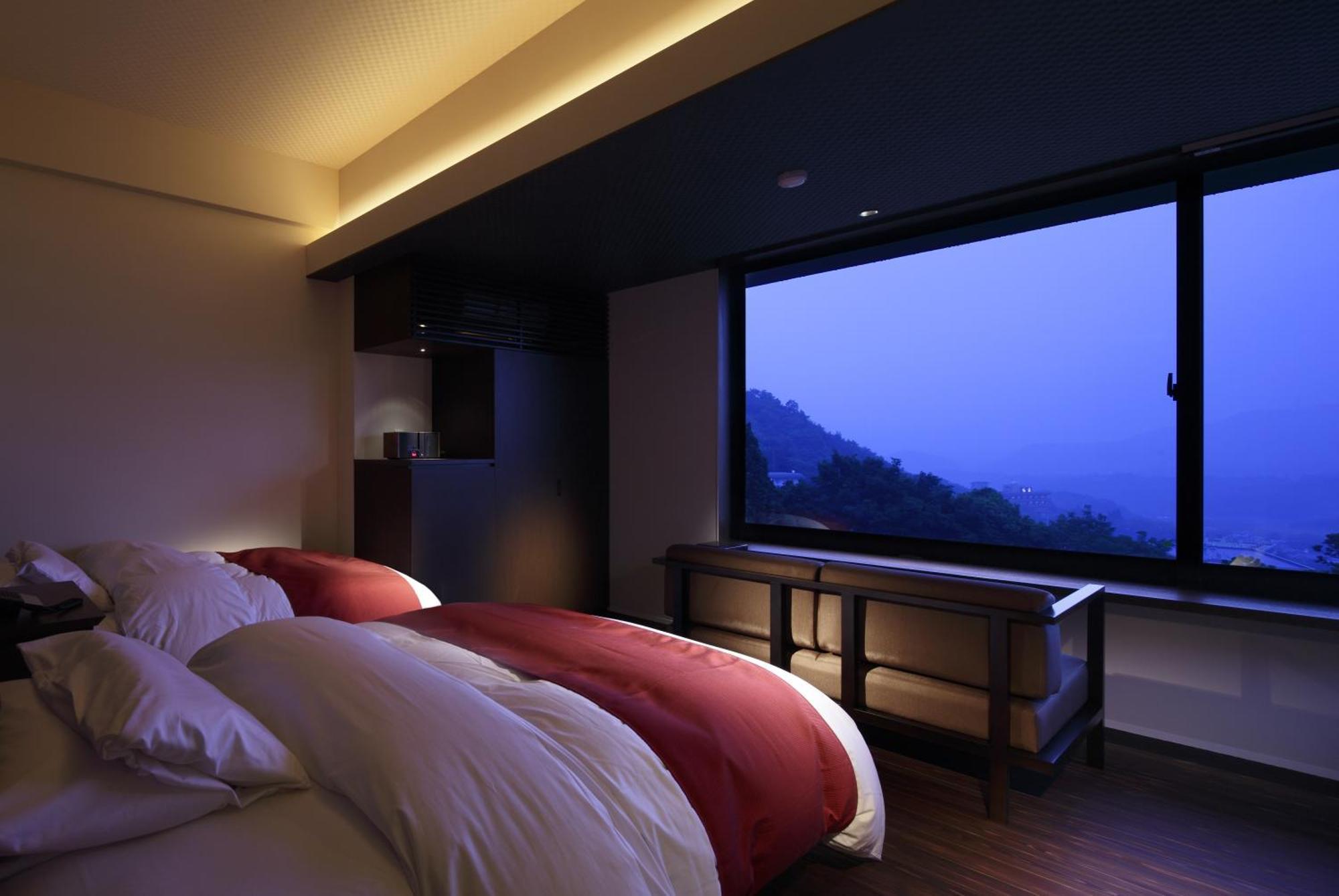 Japanese Western Twin Room Shower Mountain View Non-Smoking West Wing
