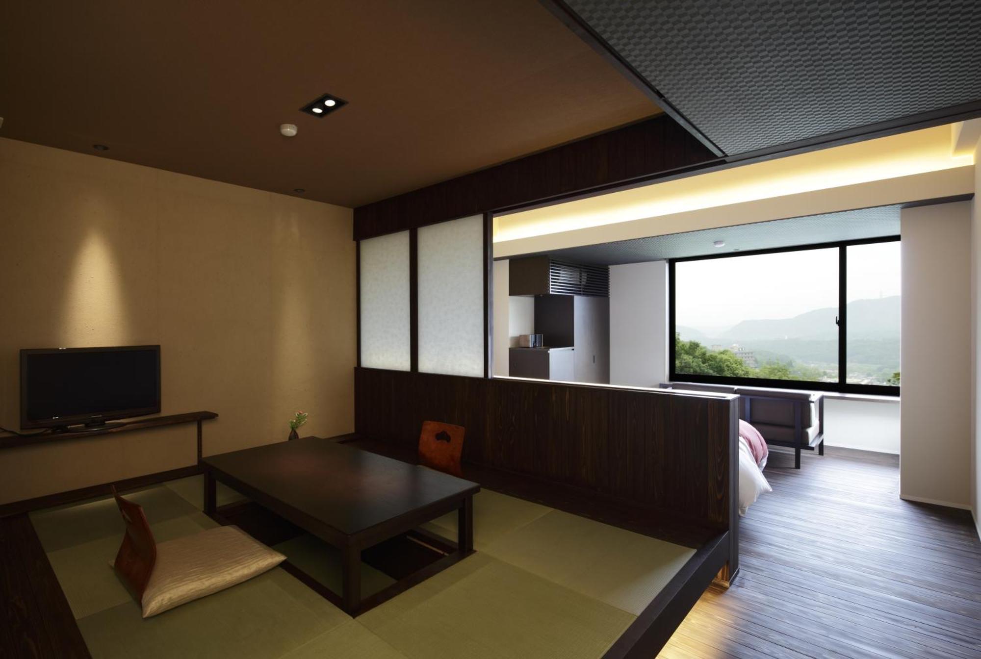 Japanese Western Twin Room Shower Mountain View Non-Smoking West Wing