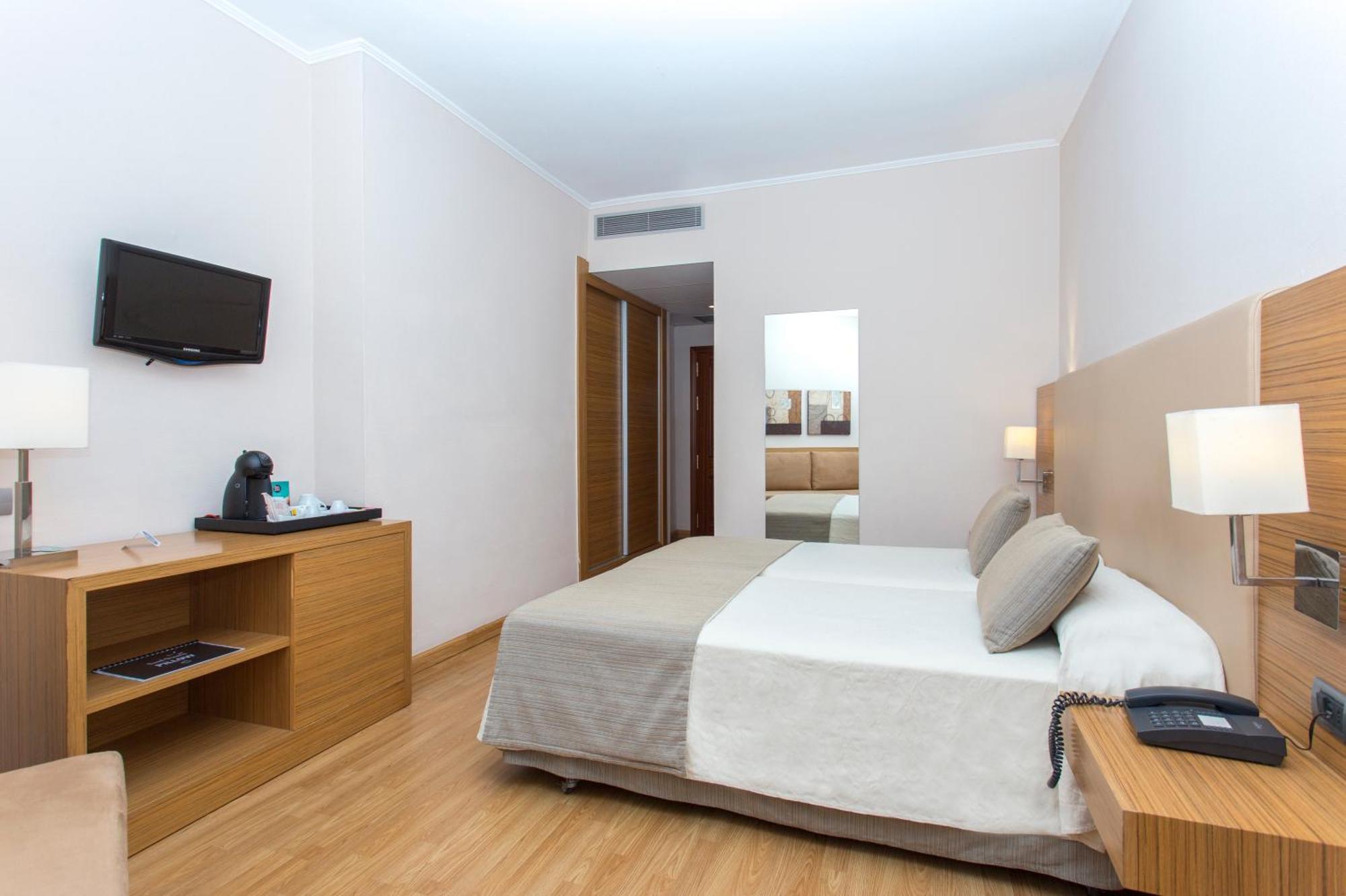Quarto Duplo