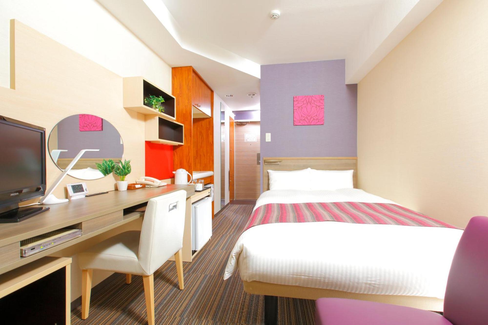 Standard Double Room with Small Double Bed - Smoking - House Keeping is Optional with Additional Cost,703886635:JPEG