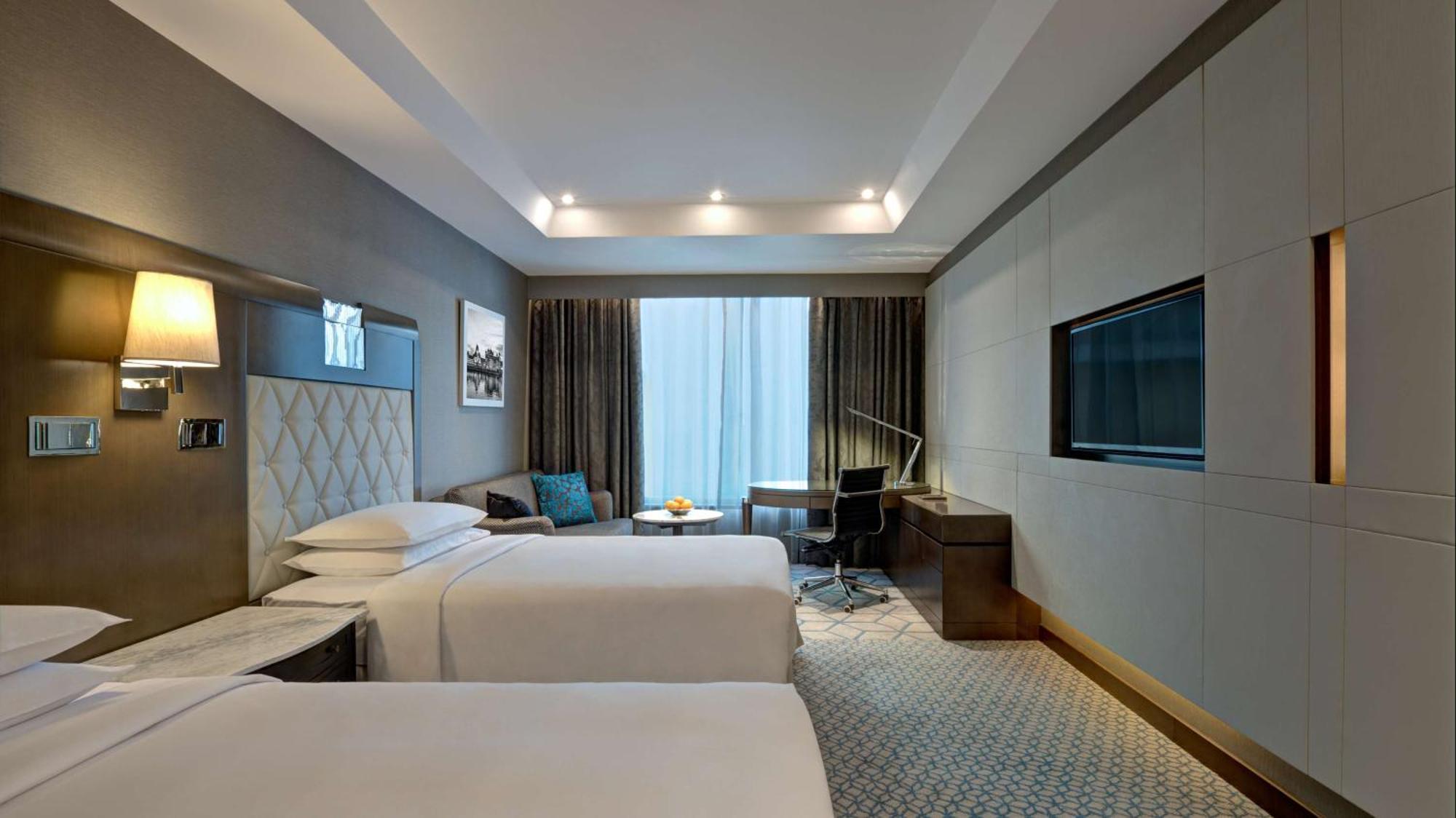 Twin Room - Club Access