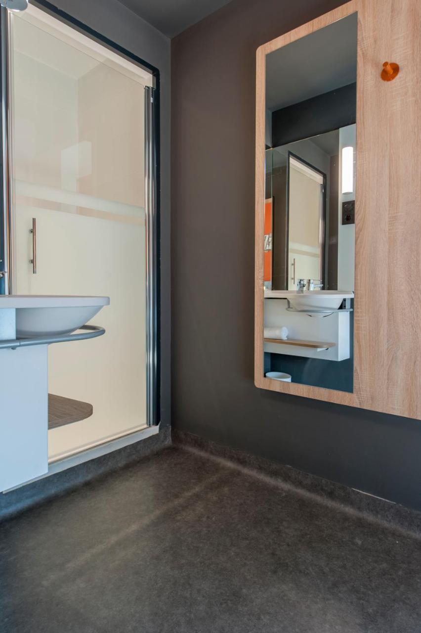 Quarto Standard com 2 Camas de Solteiro