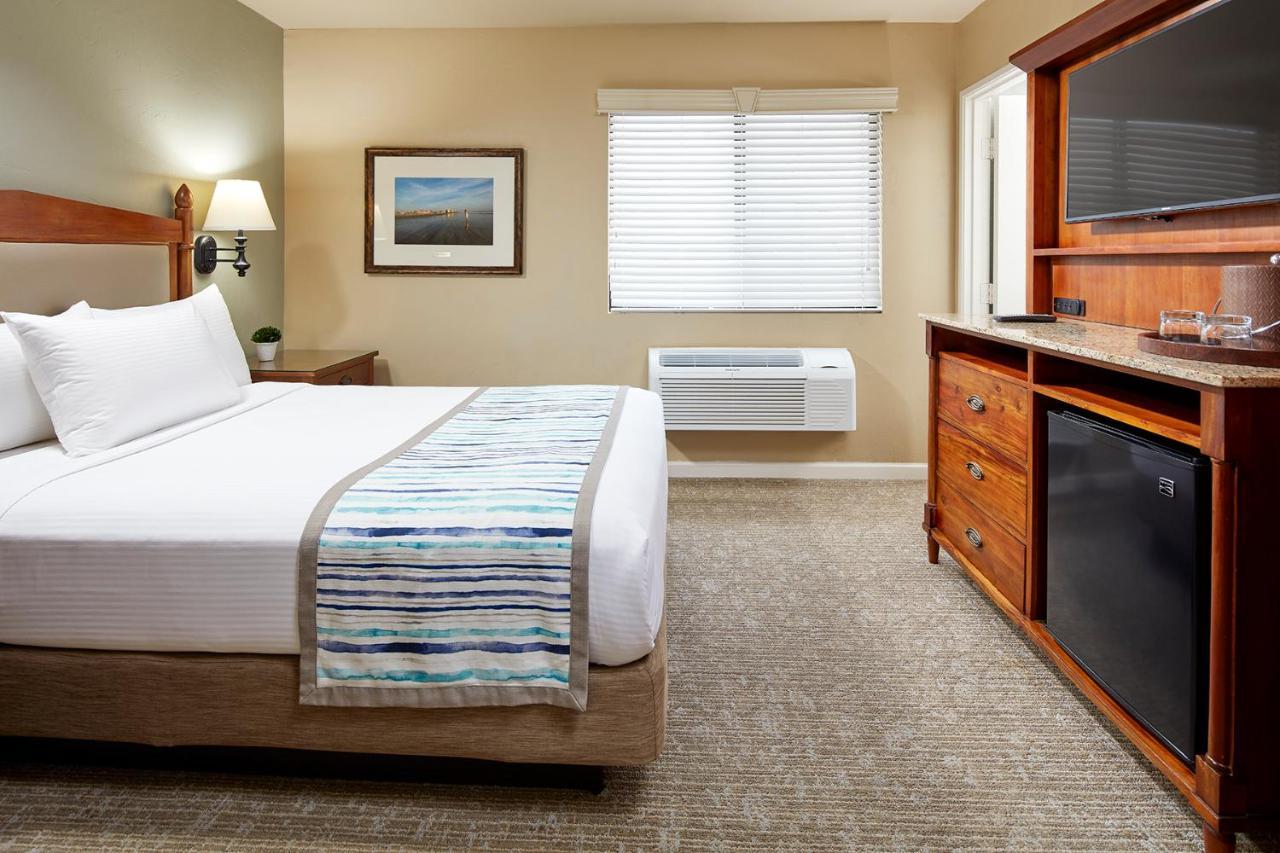 Queen Room,727342795:JPEG