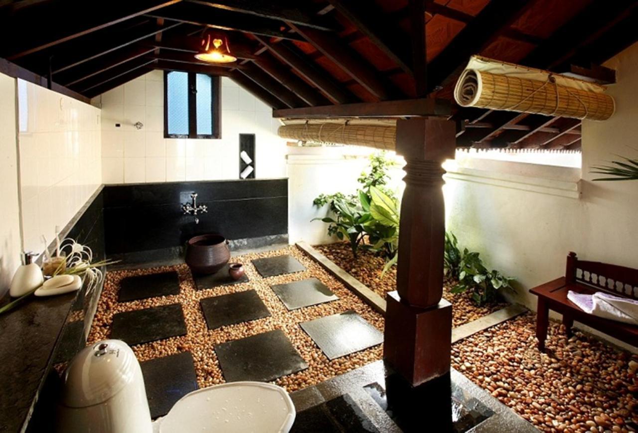Duplex Villa with Complementary Hi-Tea Experience, Village Walk and Shikara Cruise (45 minutes)