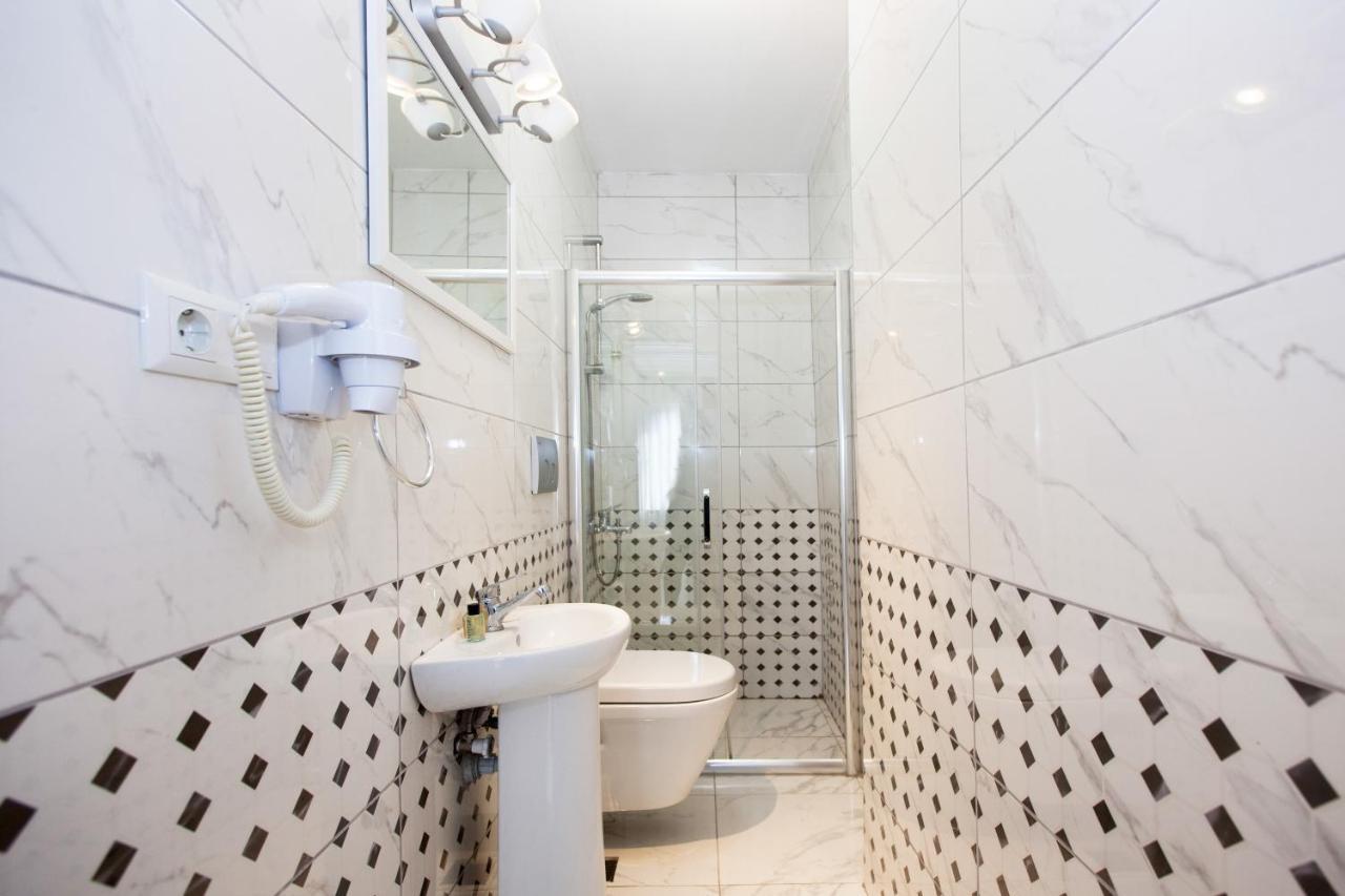 Habitación Doble con cama supletoria - En el vestíbulo