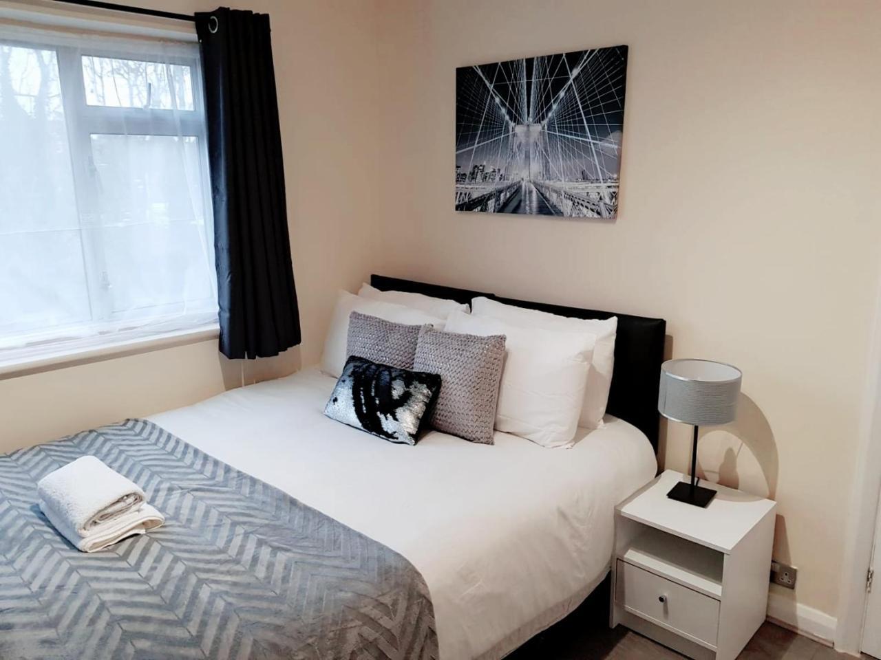 Double or Twin Room with Garden View,754190647:JPEG