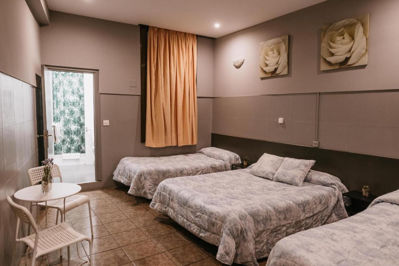 Triple Room,765885151:JPEG