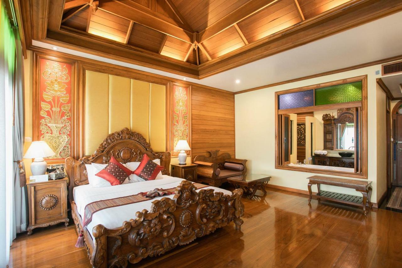 Luxe Kamer met Kingsize Bed, Bubbelbad en Eigen Balkon