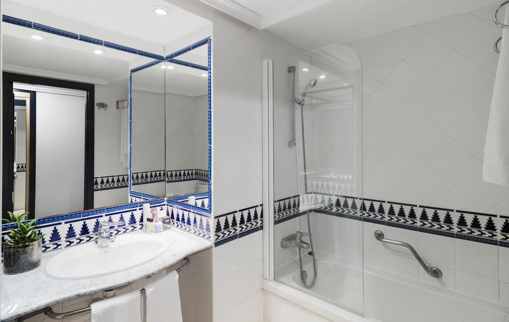 Double or Twin Room,842310923:JPEG