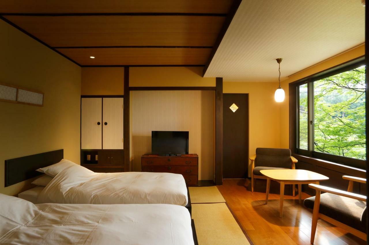 Compact Japanese Twin Room Shower Non-Smoking