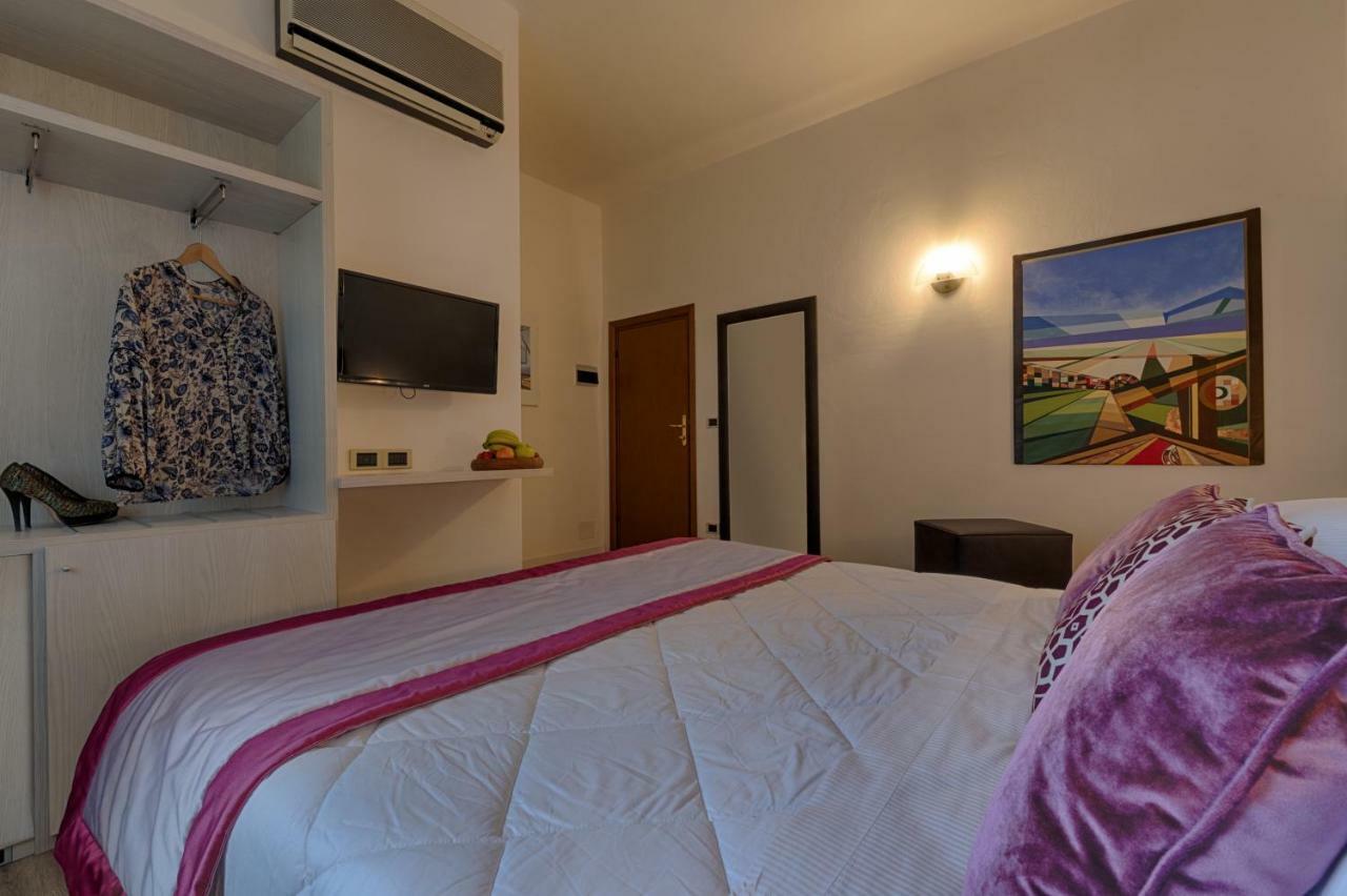 Romantic Room