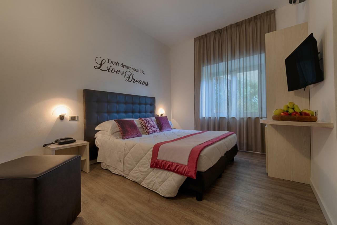 Romantic Room