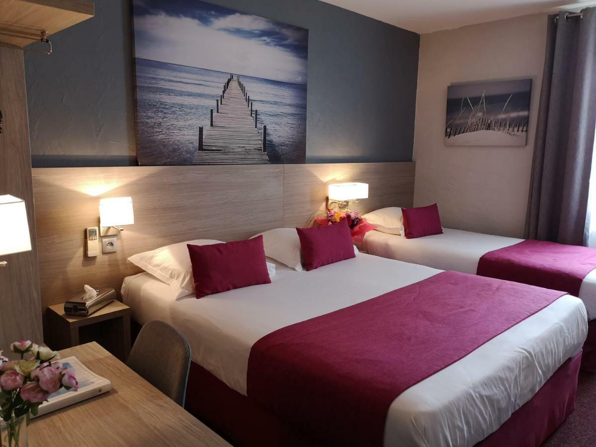 Double Room with Balcony,943030321:JPEG
