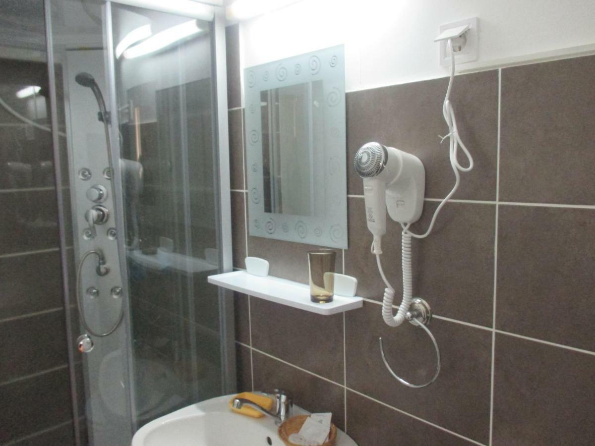 Doppelzimmer mit eigenem Bad