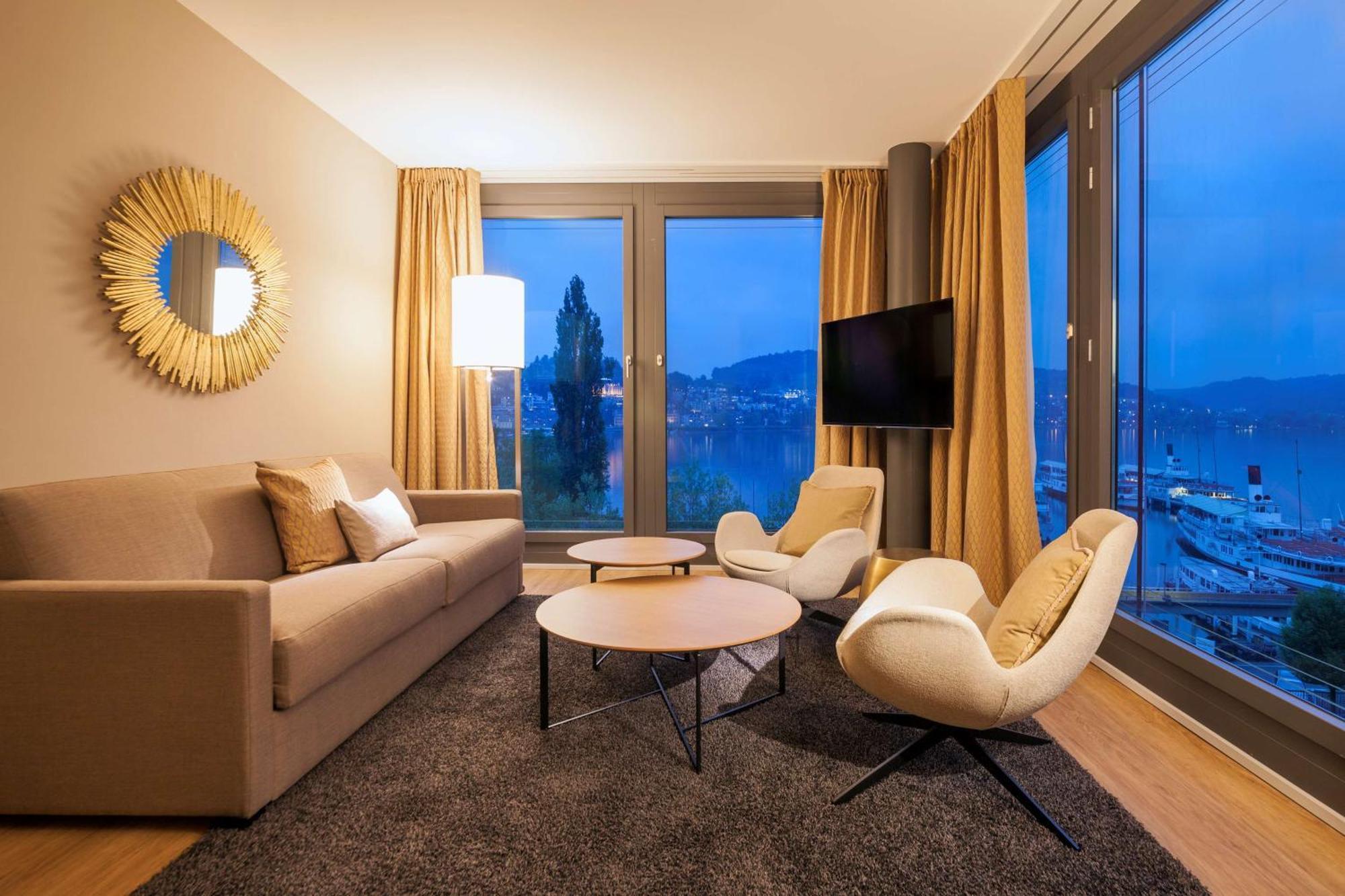 Suite - Junto al lago