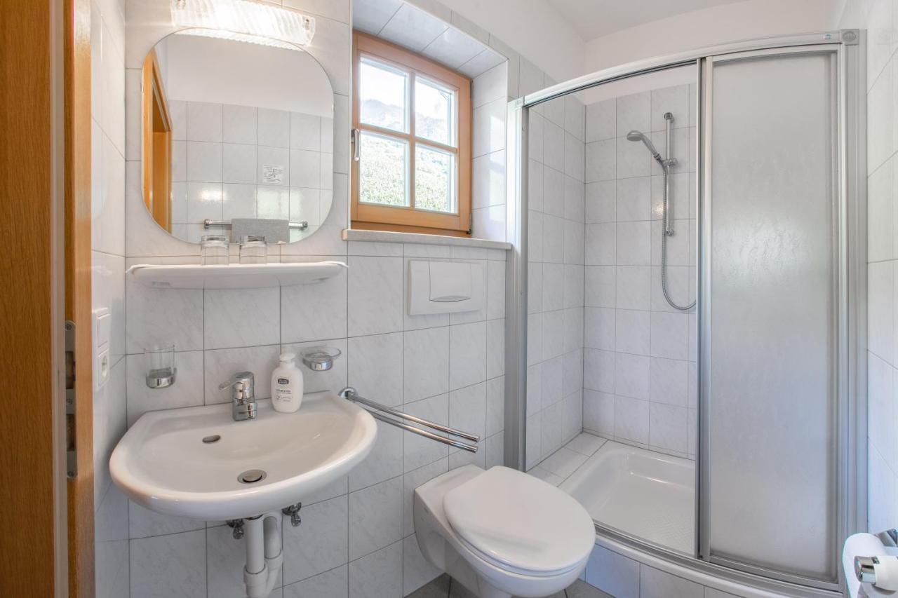Budget Double Room,956733187:JPEG