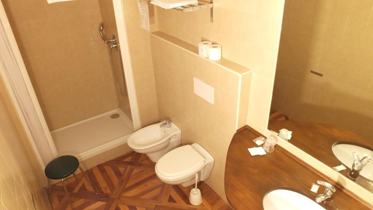 Suite with Balcony,1128753216:JPEG