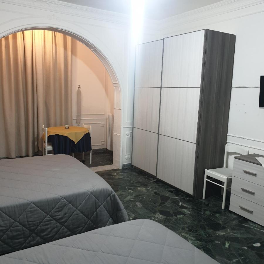 Family Room with Private Bathroom,1731448701:JPEG