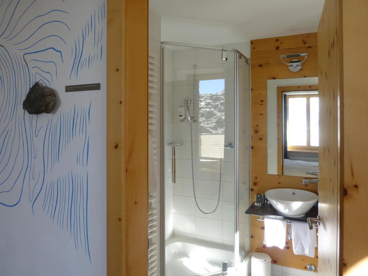 Habitación Doble con vistas al Monte Rosa