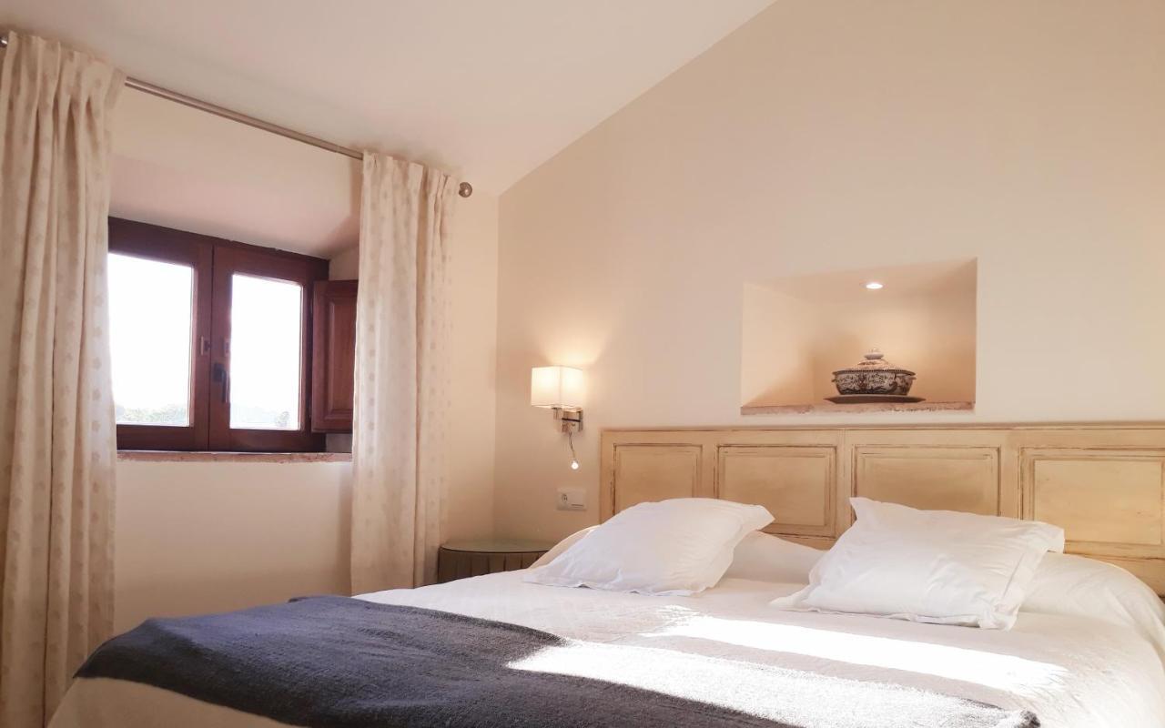 Double or Twin Room Garden View