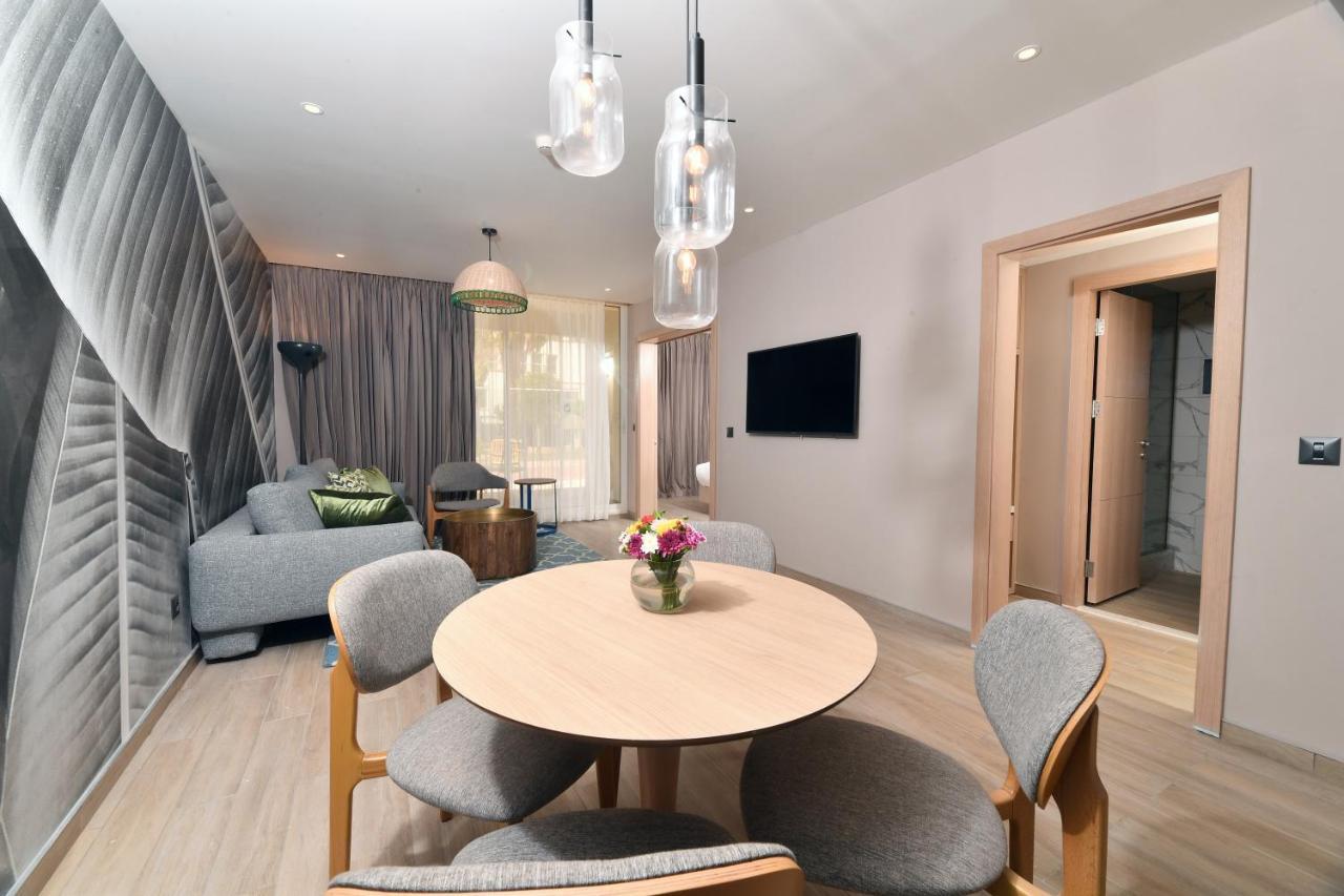 Corner Family Suite
