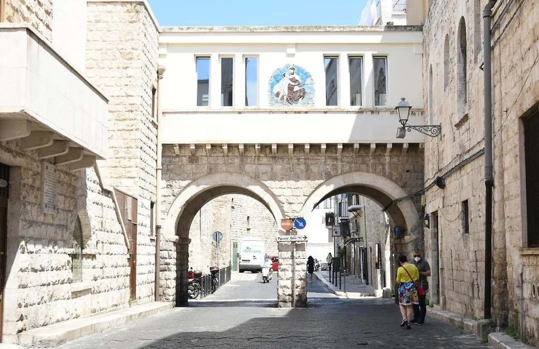 Palazzo Del Carmine-1
