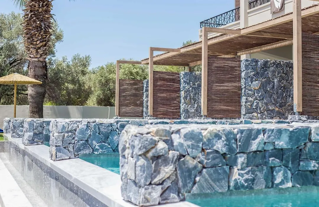 Dias Studios & Suites-1