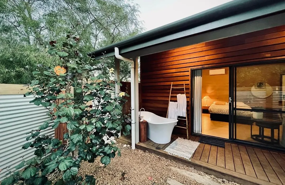 Grape Juice Retreat Rustic Romantic Gateway 5Mins To Beaches & Town-1