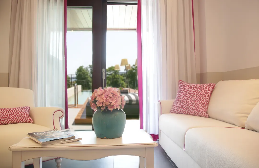 Avaton Luxury Beach Resort - Relais & Chateaux-1