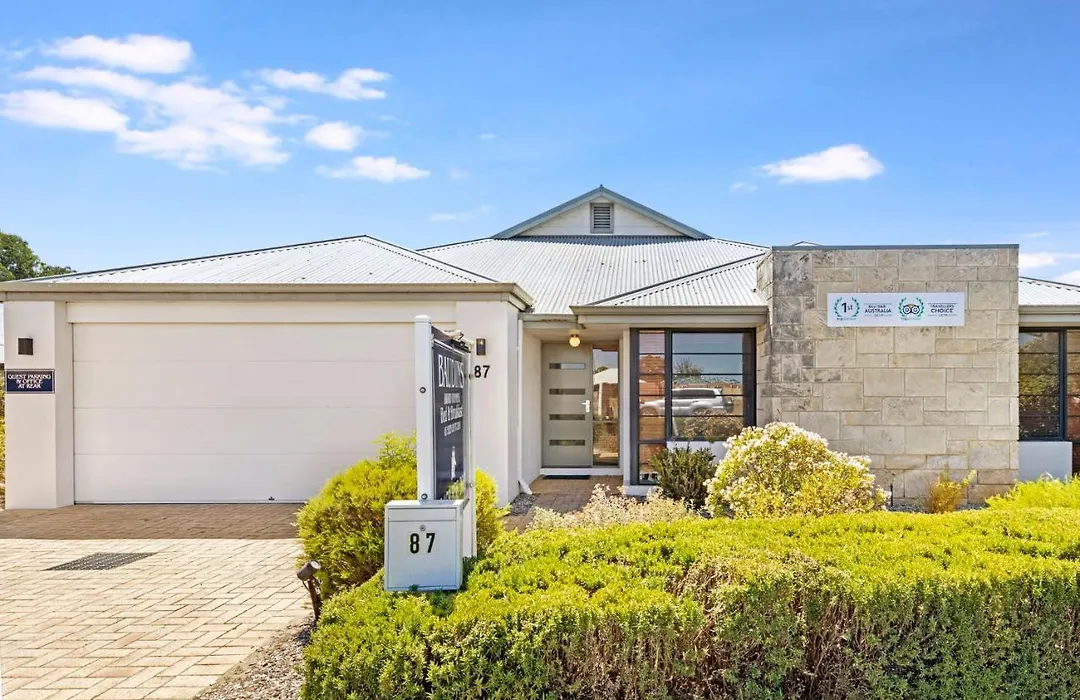 Baudins Of Busselton Bed And Breakfast - Adults Only-1
