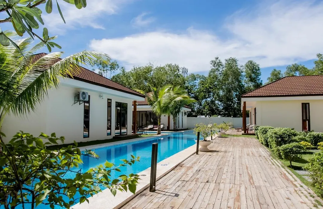 Amphitrite Resort-1