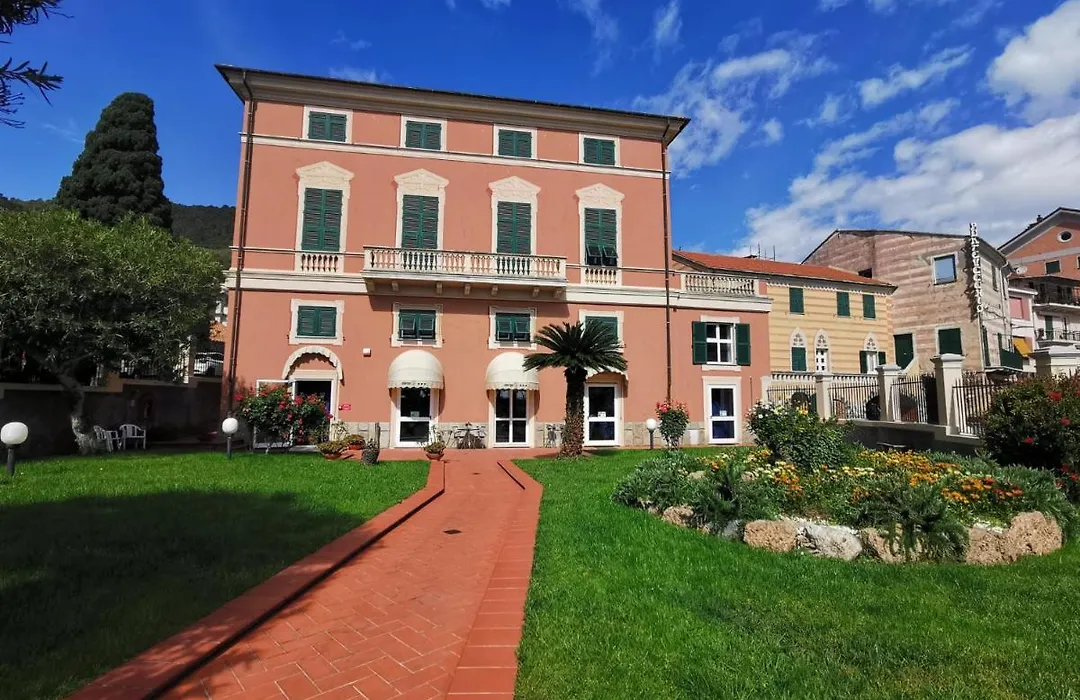 Albergo Mp Noli-1