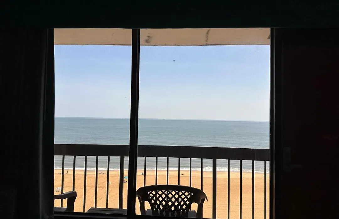 The Breakers Resort Inn-1